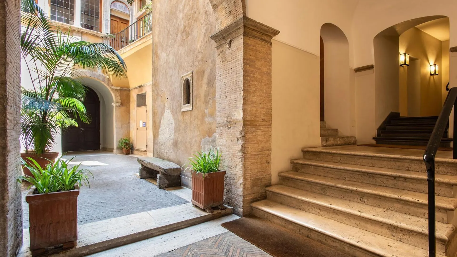 Apartment Avila Palace Piazza Navona Italy